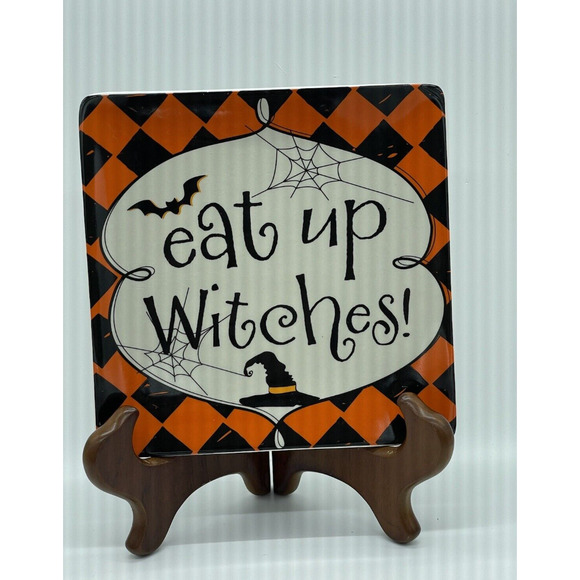 Vintage Pier One Halloween Appetizer Dessert Plates Set Of 4 New in Box Witches - Picture 6 of 16